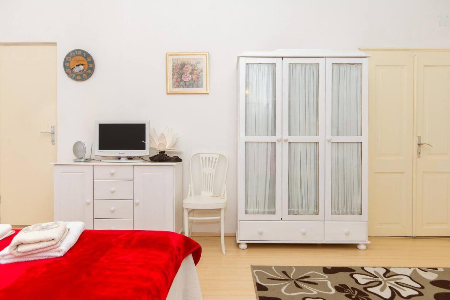 Stella City Center Accommodation Дубровник Экстерьер фото